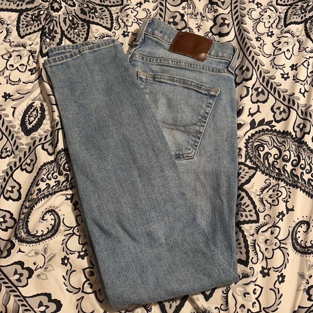 Hollister skinny jeans